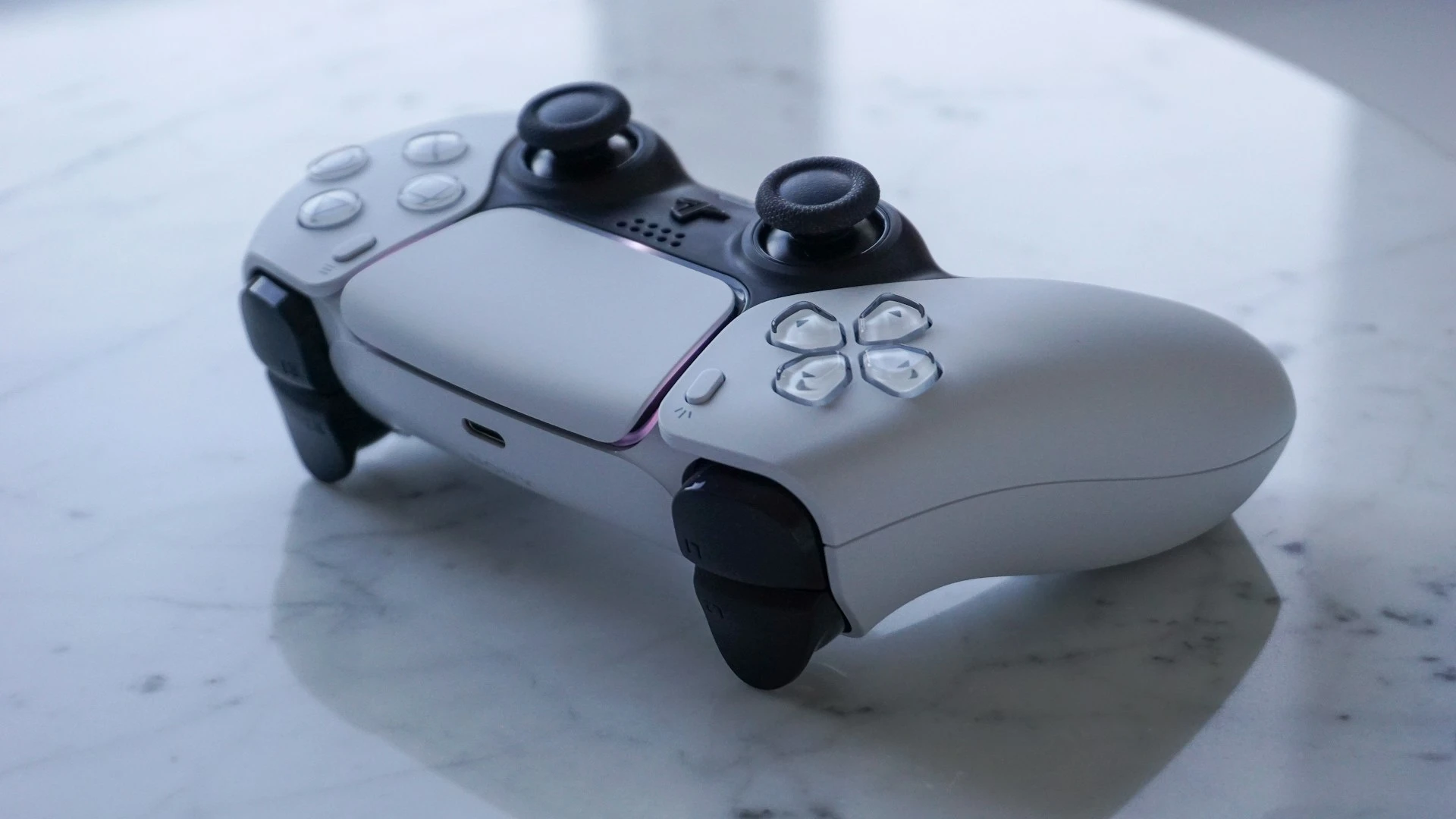 هل التخلي عن الأقراص الفيزيائية سيجعل ألعاب PlayStation أرخص؟