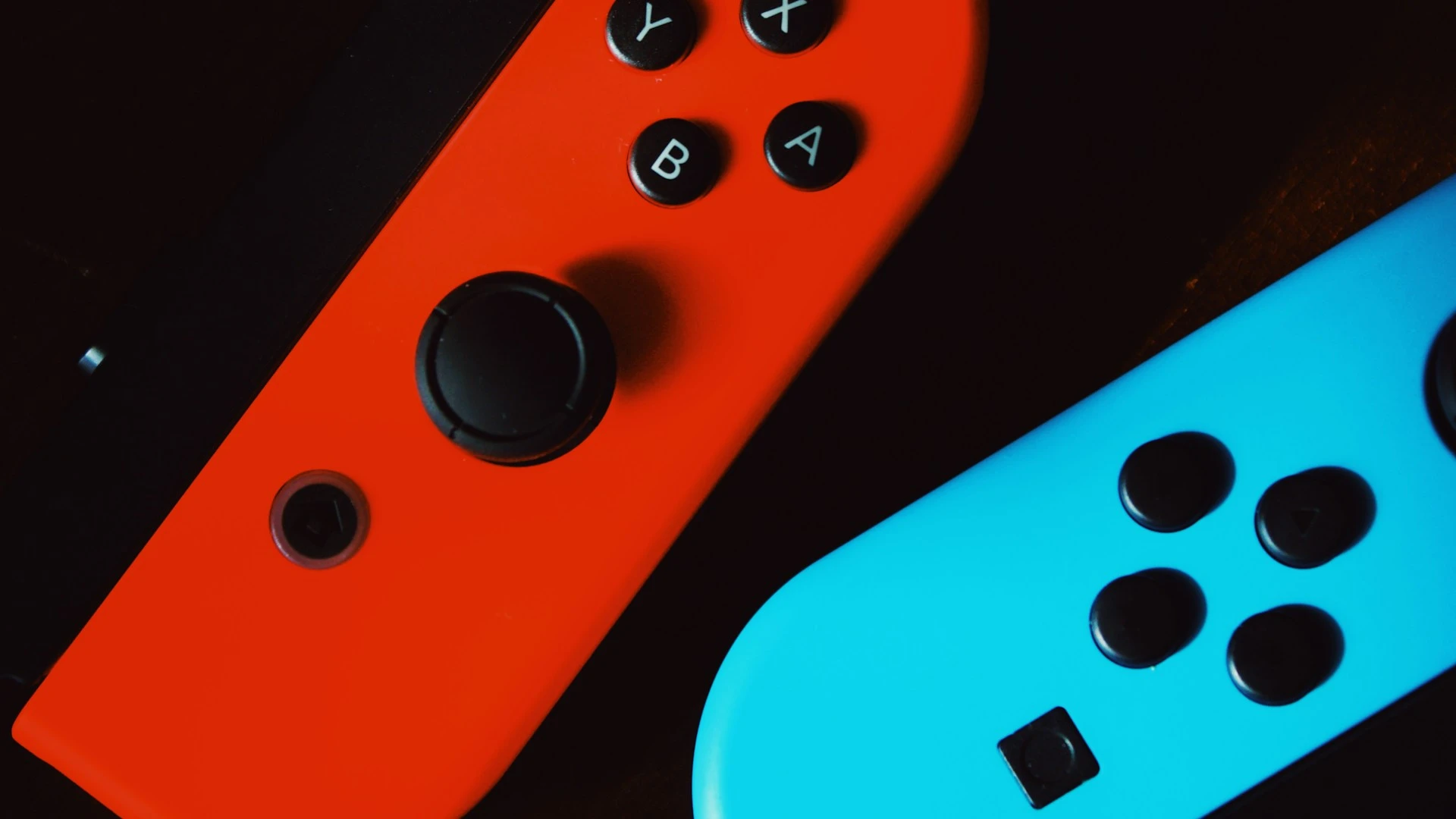 صعود تاريخي لـ Switch 2 وسقوط مدوٍ لـ PlayStation و Xbox في السوق الأمريكي 🎮